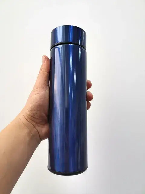 Smart water bottle with digital temperature display, keeps drinks at the perfect temperature for parents and kids on the go.