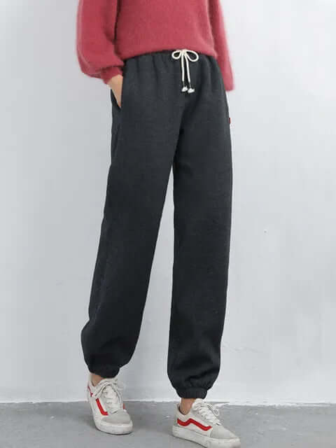 Women's winter warm leggings, fleece-lined, thick trousers for ultimate comfort and style, perfect for cold weather.