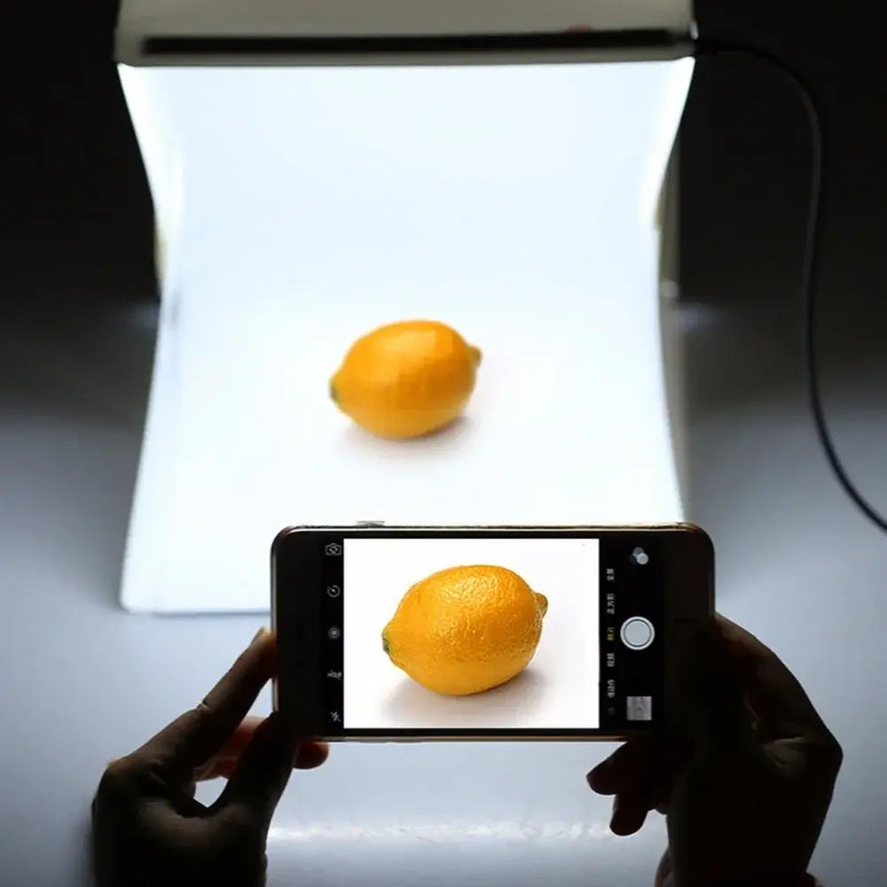 Light Room Mini: Portable photo studio with soft lighting, compact design, and perfect for stunning product shots or portraits.